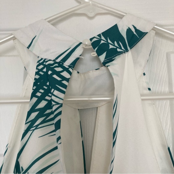 Haute Rogue - White & Green Tropical Leaf Violet Fit & Flare Dress - S - Picture 5 of 5